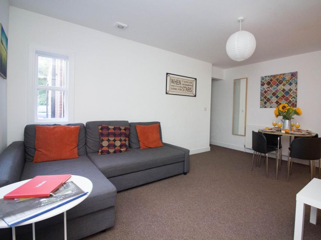 Beddoe Apartments Premier Lodge Eastleigh Near Winchester And Southampton Ngoại thất bức ảnh