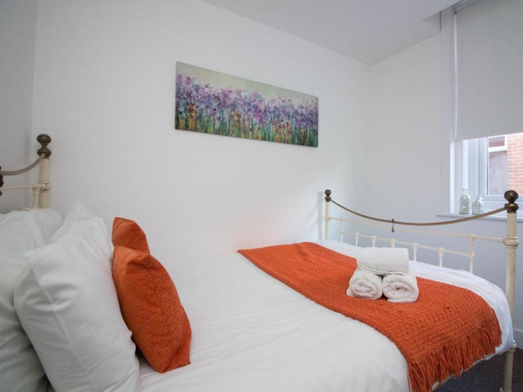 Beddoe Apartments Premier Lodge Eastleigh Near Winchester And Southampton Ngoại thất bức ảnh