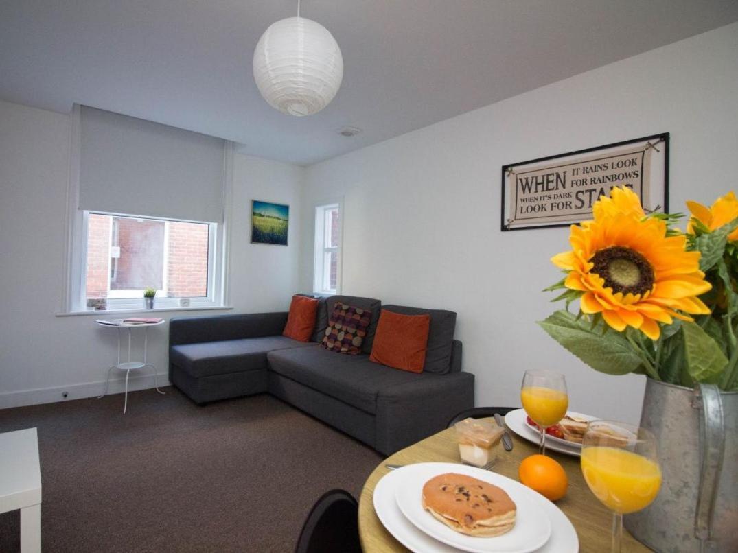 Beddoe Apartments Premier Lodge Eastleigh Near Winchester And Southampton Ngoại thất bức ảnh