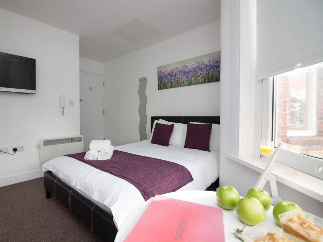 Beddoe Apartments Premier Lodge Eastleigh Near Winchester And Southampton Ngoại thất bức ảnh