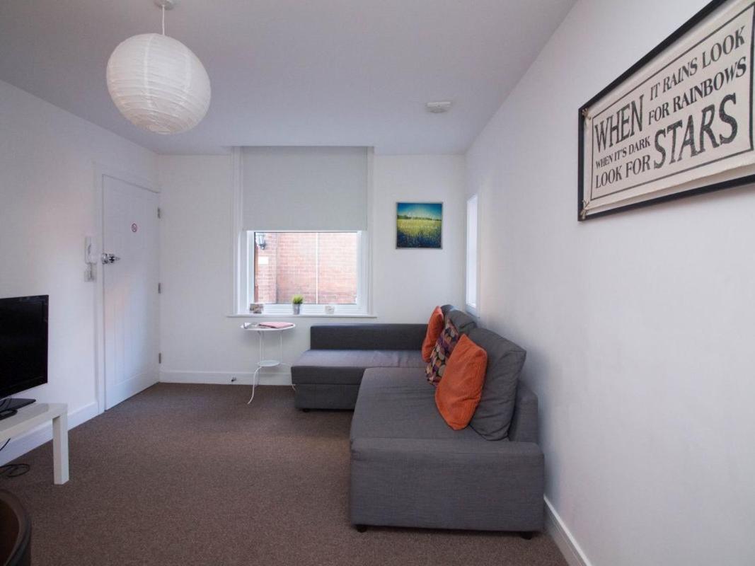 Beddoe Apartments Premier Lodge Eastleigh Near Winchester And Southampton Phòng bức ảnh